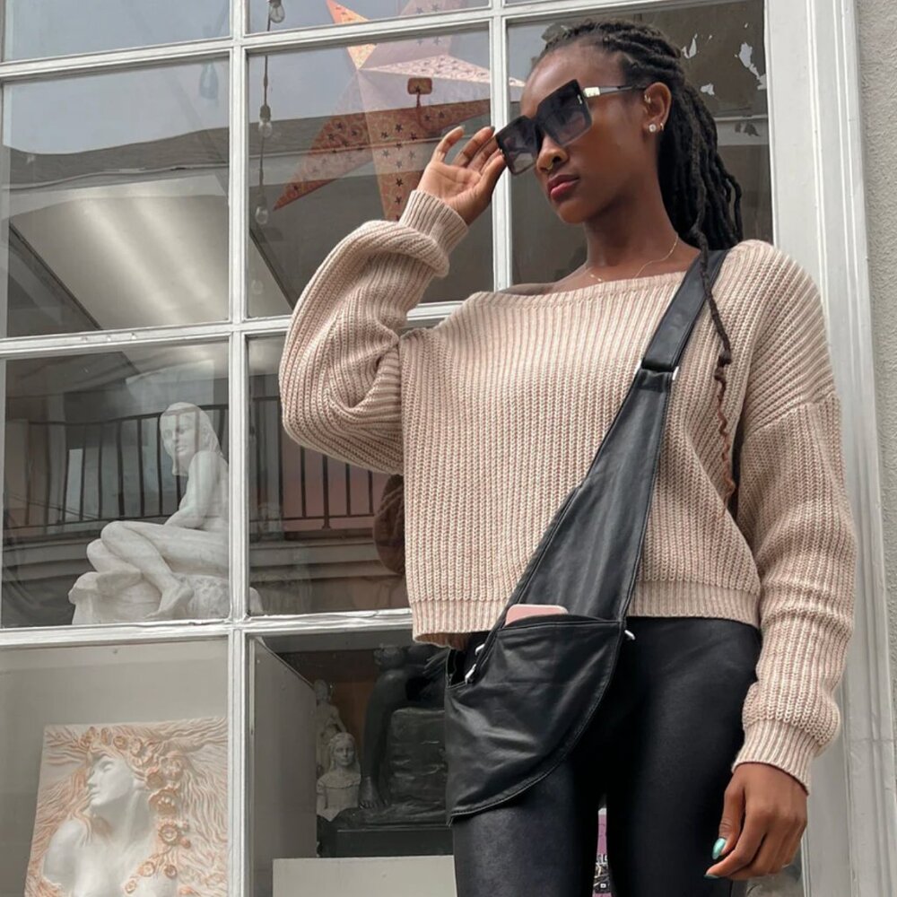 Black Leather Sash Bag | Great for Travel